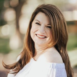 Meet your Posher, Carrie leigh